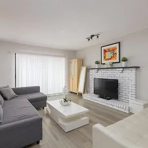 huge-4-bedroom-upper-suite.vancouver-hotels-bc.net/